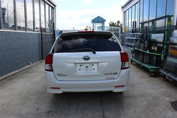 2015 Toyota Corolla FIELDER HYBRID G WXB Aero Tourer Station Wagon Automatic Carousel 6