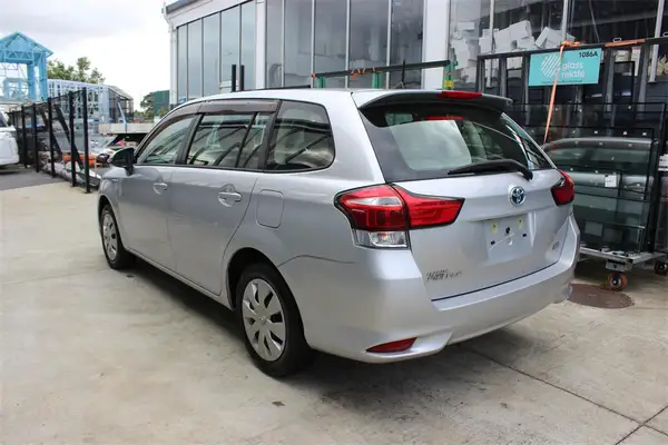 2015 Toyota Fielder COROLLA HYBRID Station Wagon Automatic Carousel 2
