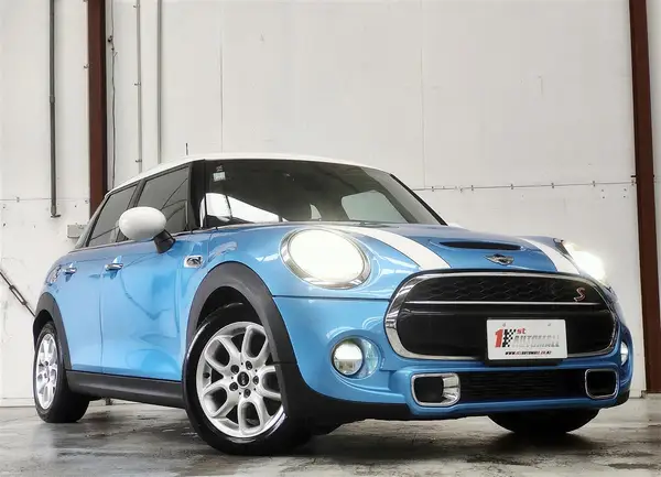 2015 BMW Mini COOPER S Carousel 10