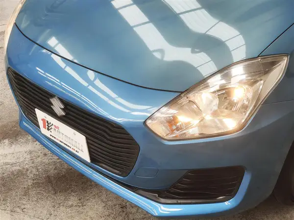 2017 Suzuki Swift XG Carousel 9