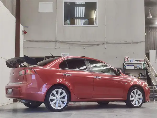 2015 Mitsubishi Galant FORTIS 4WD Carousel 5