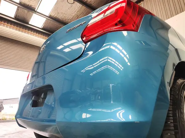 2017 Suzuki Swift XG Carousel 3