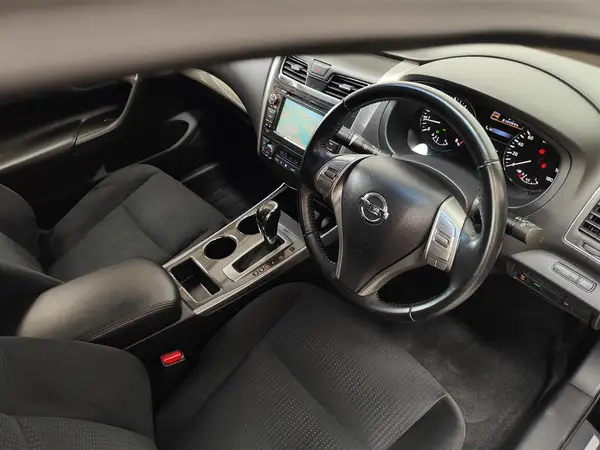 2014 Nissan Teana XL Carousel 2