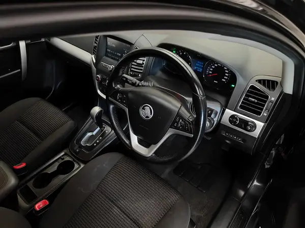 2016 Holden Captiva LS 2.4P Carousel 3