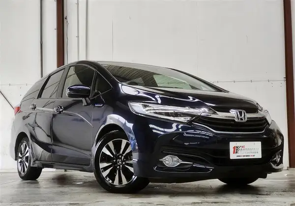 2016 Honda Shuttle Hybrid X STYLE EDITION
