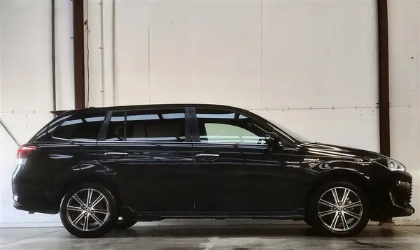 2015 Toyota Corolla FIELDER HYBRID WXB Carousel 7