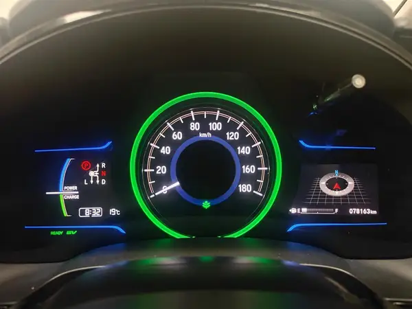2016 Honda Shuttle Hybrid X STYLE EDITION Carousel 1