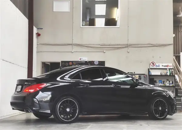 2013 Mercedes-Benz CLA 250 AMG EDITION ONE Carousel 6