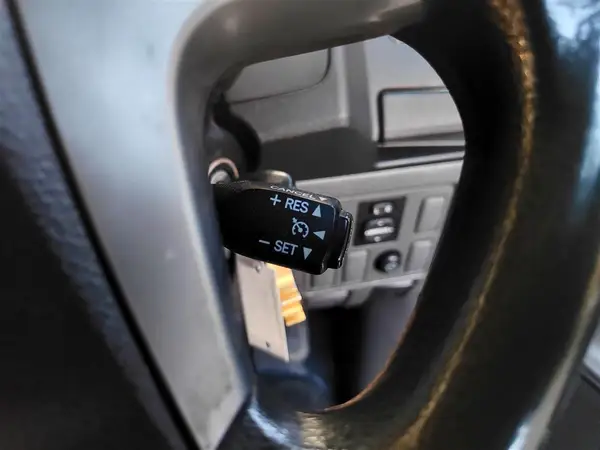 2012 Toyota Hilux 4WD 3.0TD DC Carousel 1