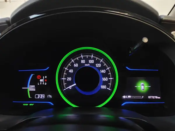 2017 Honda Shuttle FIT HYBRID X Carousel 1