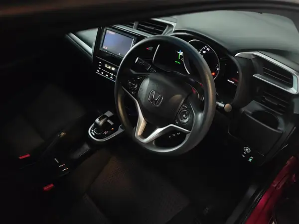 2019 Honda Fit HYBRID F COMFORT EDITION Carousel 2