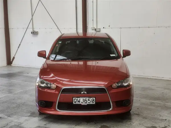 2015 Mitsubishi Galant FORTIS 4WD Carousel 8