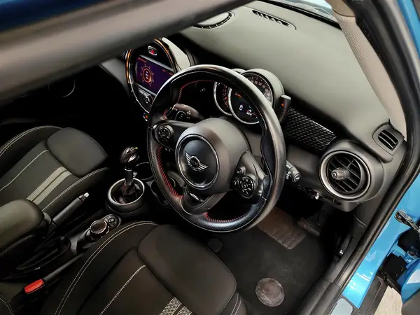 2015 BMW Mini COOPER S Carousel 2