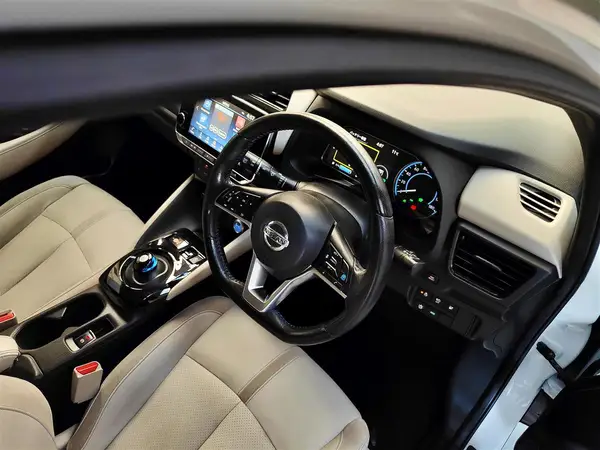 2021 Nissan Leaf 62KW E Carousel 3