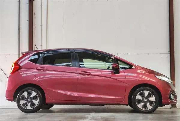 2019 Honda Fit HYBRID F COMFORT EDITION Carousel 7