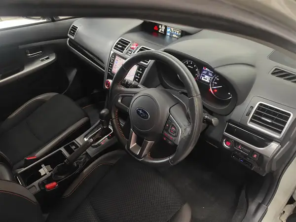 2016 Subaru XV 2.0i-L EYESIGHT AWD Carousel 3