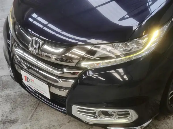 2017 Honda Odyssey HYBRID ABSOLOUTE EX Carousel 9