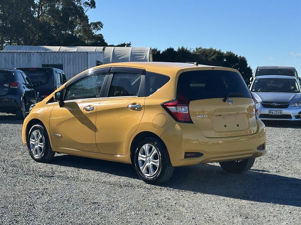 2020 Nissan Note E-Power 360 camera Carousel 13