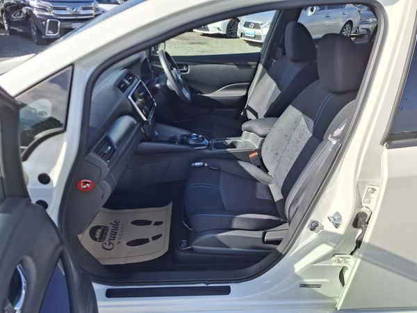 2021 Nissan Leaf 40KW.SOH89%.Android/ApplePlay.10 Airbags.Cruise control.Park sens.Rear cam. Carousel 3