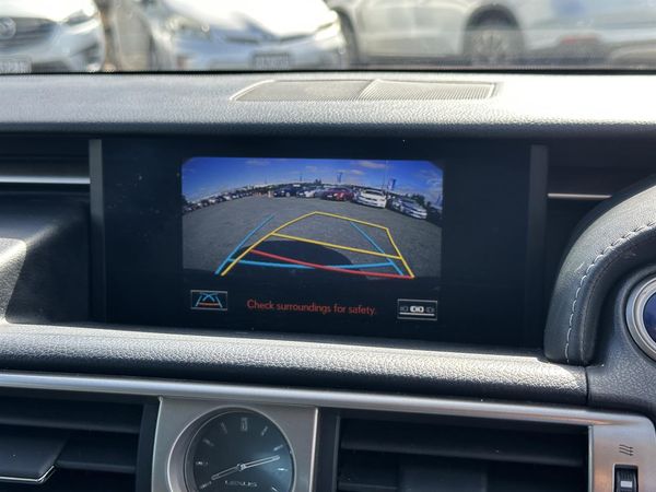 2015 Lexus IS 300h Hybrid.Sunroof.Cruise control.Alarm.10 Airbags.Rear camera.Park sens. Carousel 5