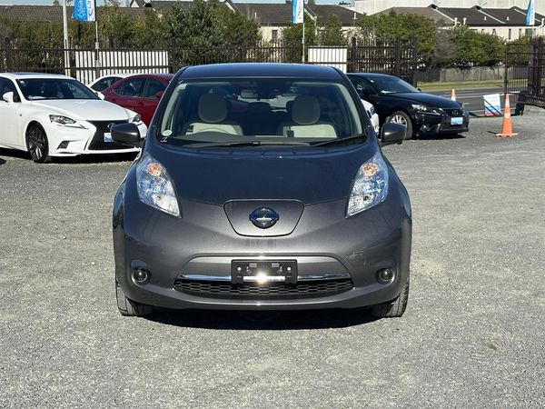 2017 Nissan Leaf 30KW.SOH 75%.BOSE.360°camera.Cruise control. Carousel 11