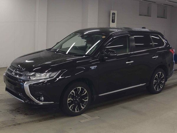 2018 Mitsubishi Outlander Transit PHV Hybrid Carousel 8