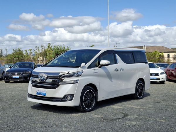 2016 Toyota Vellfire Hybrid.Radar cruise.Rear camera.Park sens.8 Airbags. Carousel 13