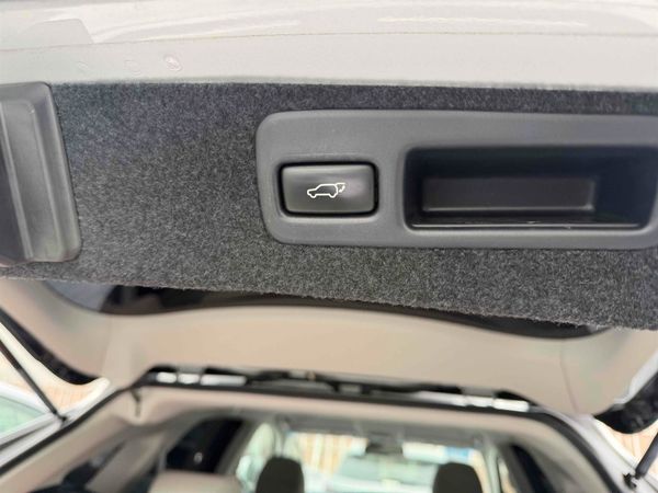 2012 Lexus RX 450h Hybrid.Leather.Cruise control. Carousel 13