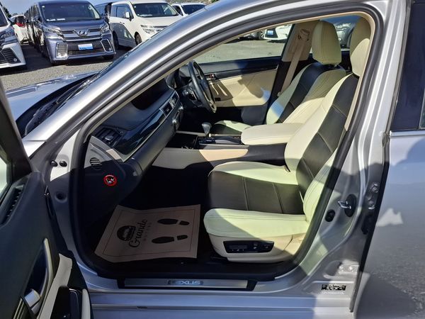 2012 Lexus GS 450h Hybrid Radar Cruise Control Carousel 1
