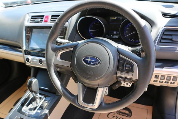 2016 Subaru Outback 4WD.Eyesight.Blind spot.Leather.Radar cruise.Lane assist.Park sens.Alarm. Carousel 7