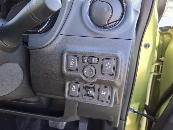2016 Nissan Note MEDALIST X Carousel 8