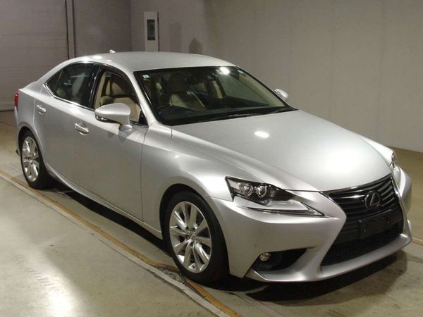 2015 Lexus IS 300h Transit Hybrid L Package Cruise Control