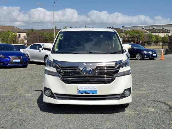 2016 Toyota Vellfire Hybrid.Radar cruise.Rear camera.Park sens.8 Airbags. Carousel 11