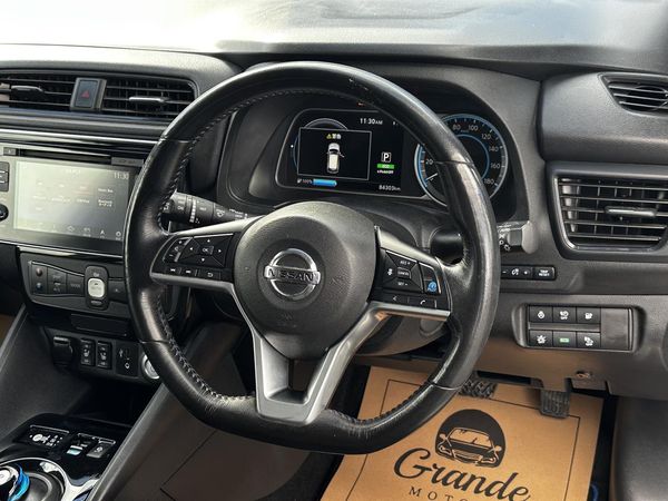 2019 Nissan Leaf 40KW.SOH 95%.Pro-pilot.360°camera.10 Airbags.Alarm. Carousel 7