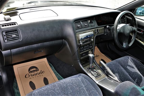 1999 Toyota Chaser Tourer.Facelift. Carousel 4