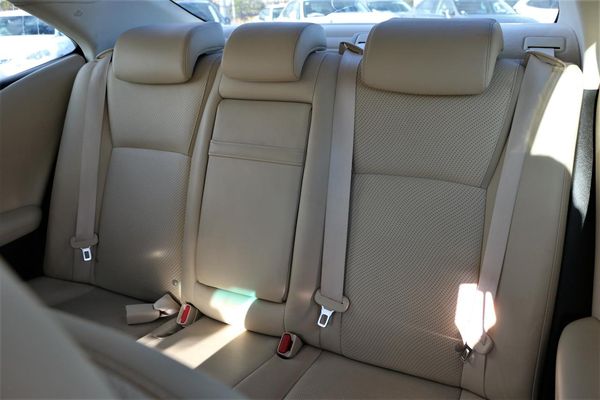 2016 Lexus HS250H Leather.Rear cam.Park.sensors.Cruise control.Alarm. Carousel 2