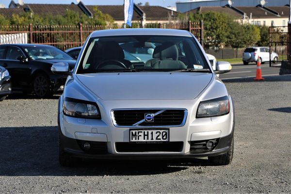 2009 Volvo C30 Coupe.8 SRS Airbags.Alloy wheels. Carousel 9