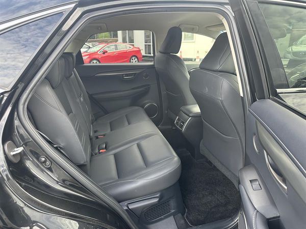2015 Lexus NX 300h Hybrid.Leather.Safety radar.Blind spot.360°camera.Park sensors.Alarm. Carousel 1