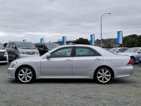 2005 Toyota Crown Athlete.Sunroof.Leather.Cruise control.Rear camera.Alarm. Carousel 13