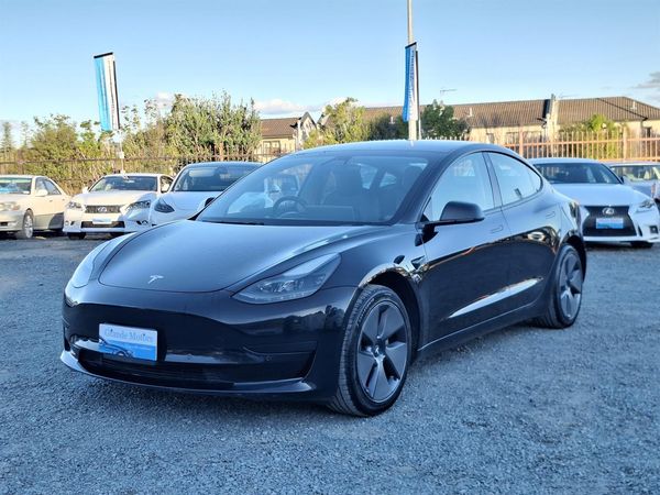2021 Tesla Model 3 STANDARD RANGE PLUS. PANOROOF. Carousel 11