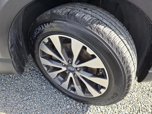 2017 Subaru Outback 4WD.Eyesight.Blind spot.Leather.Radar cruise.Lane assist.Alarm. Carousel 19