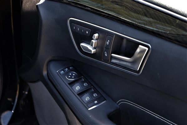2013 Mercedes-Benz E 350 AMG.Alarm.Leather.Rear camera.10 SRS Airbags. Carousel 2