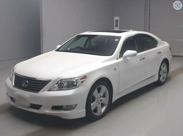 2012 Lexus LS 460 Transit SZ I Package Sun Roof Low km Carousel 3