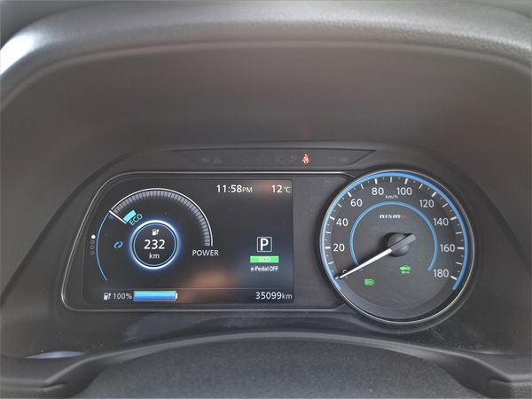 2022 Nissan Leaf Nismo.40KW.88% SOH.Android/ApplePlay.360°cam.Pro-Pilot.Lane assist.Safety radar.Park sens. Carousel 8