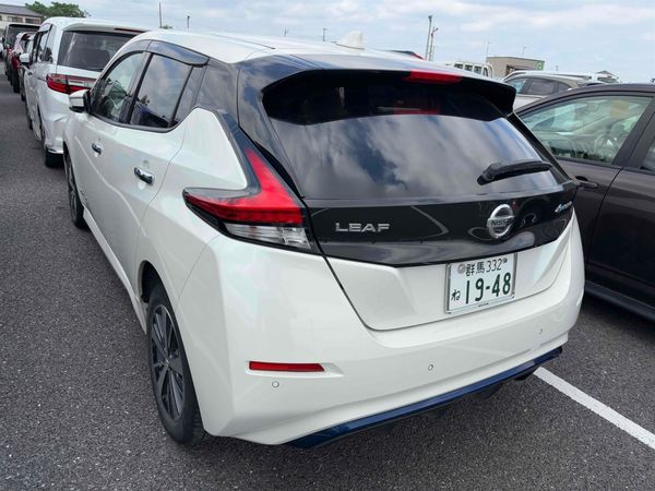 2020 Nissan Leaf Transit 62Kw 89,58% Soh E+X Carousel 1
