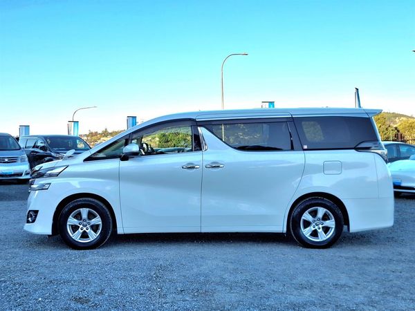 2015 Toyota Vellfire 8 seater Reversing Camera Parking Sensors Carousel 12