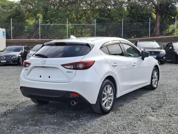 2015 Mazda Axela Skyactiv.Cruise control.Blind spot.Rear camera. Carousel 14