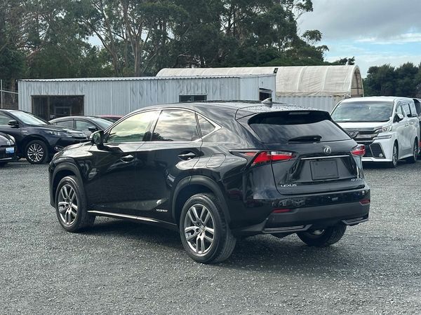 2015 Lexus NX 300h Hybrid.Leather.Safety radar.Blind spot.360°camera.Park sensors.Alarm. Carousel 15