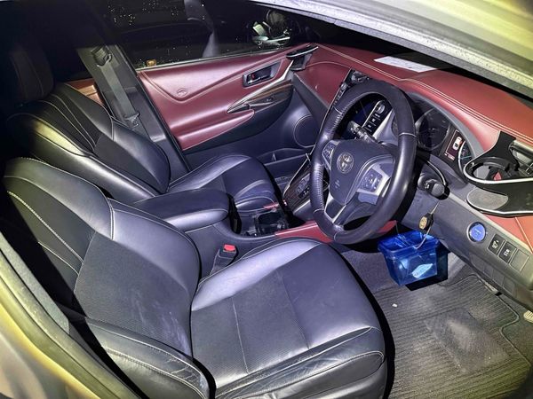 2014 Toyota Harrier Transit Hybrid 4WD Elegance Carousel 14