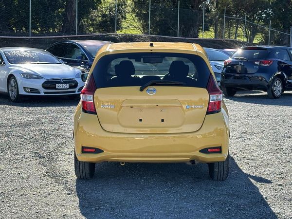2020 Nissan Note E-Power 360 camera Carousel 14